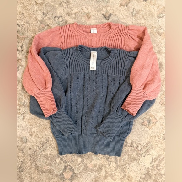 Modern Moments Other - Two Bubble Long Sleeve Sweaters 🎀